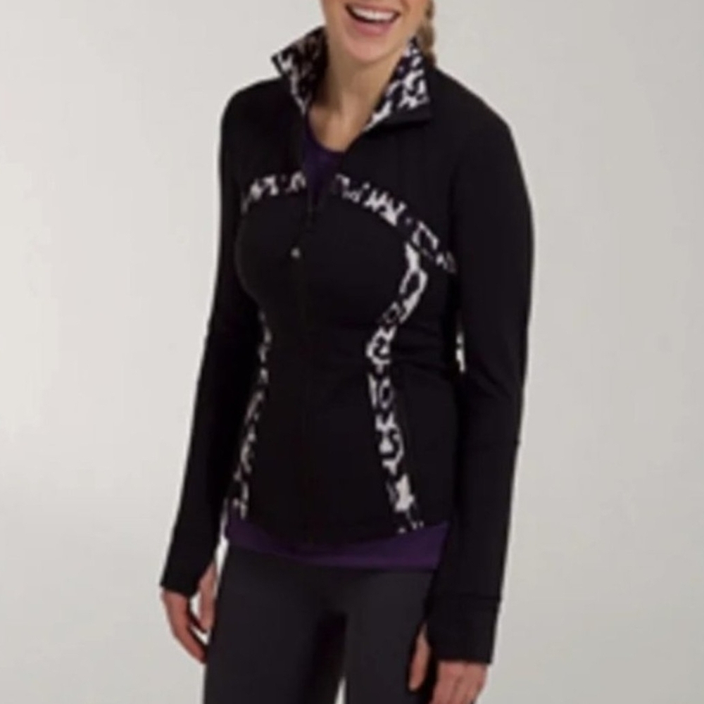 Lululemon Define Logo Ikat Black Jacket Power Purple Size 10